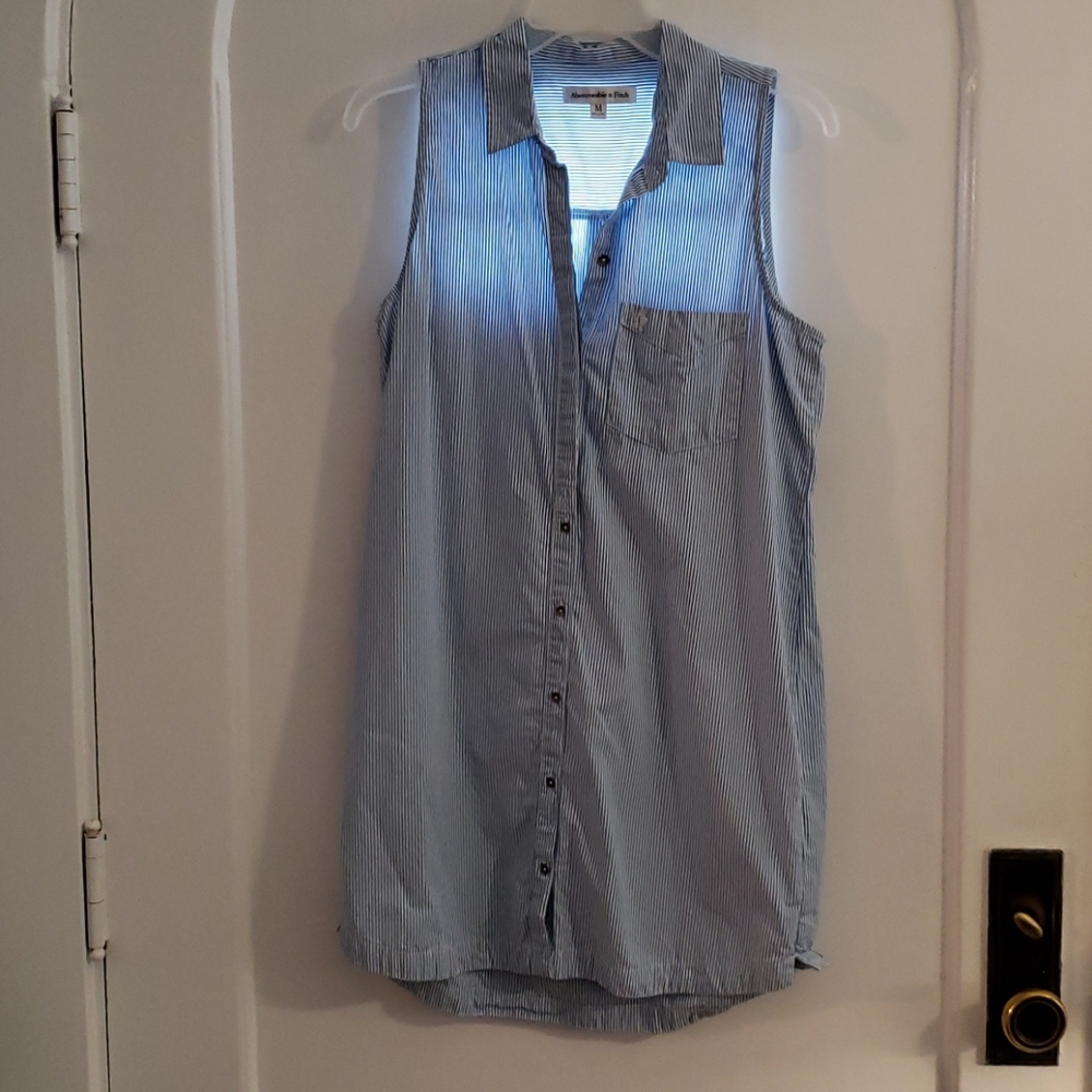 Blue and while stroppy dress